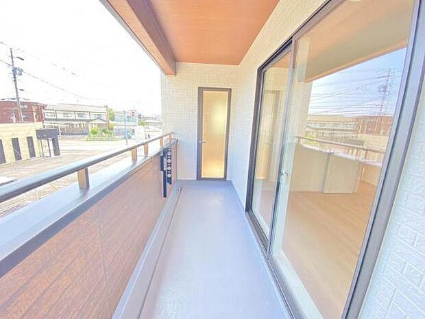 急な雨でも洗濯安心のインナーバルコニー