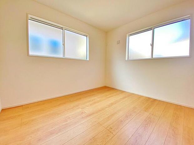 採光たっぷりの明るく心地良いお部屋です♪