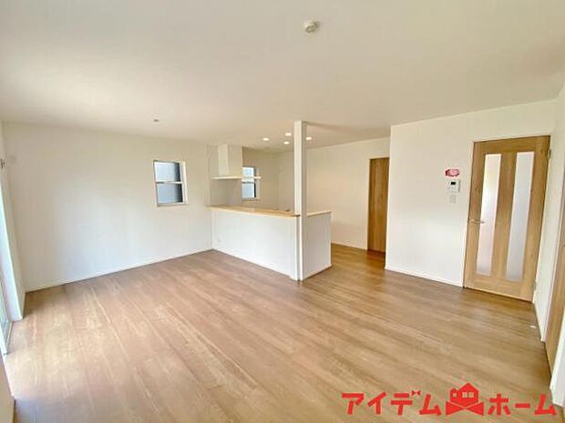 4号棟 休日、平日問わずお気軽にお問合せくださいませ。