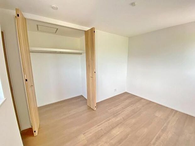 4号棟 休日、平日問わずお気軽にお問合せくださいませ。