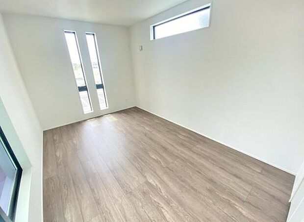 採光たっぷりの明るく心地良いお部屋です♪