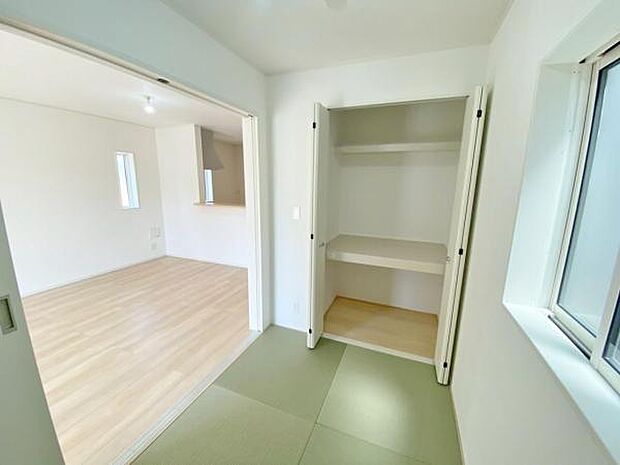 各居室にはたっぷりと収納できるクローゼットを設置していますお部屋をスッキリと広々使えます♪