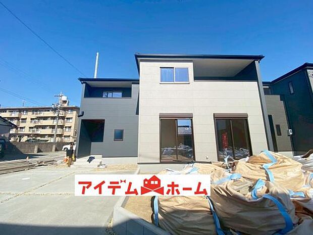 現地（2025年11月）撮影 1号棟 休日、平日問わずお気軽にお問合せくださいませ。