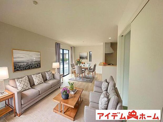 ※家具設置イメージです。 4号棟 休日、平日問わずお気軽にお問合せくださいませ。