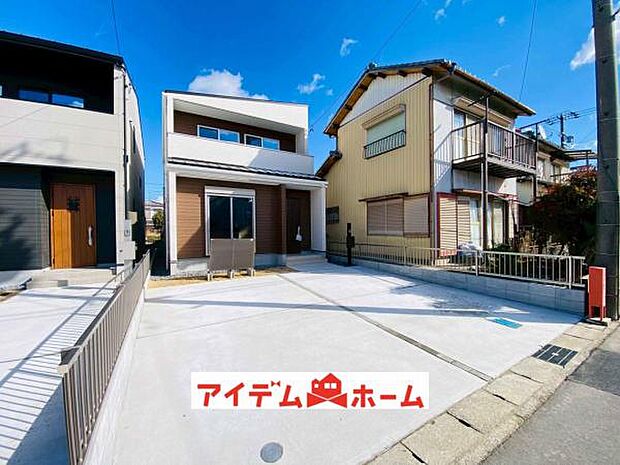 2号棟 外観写真 平日・土日問わずご案内致します!お気軽にお問合わせ下さい♪