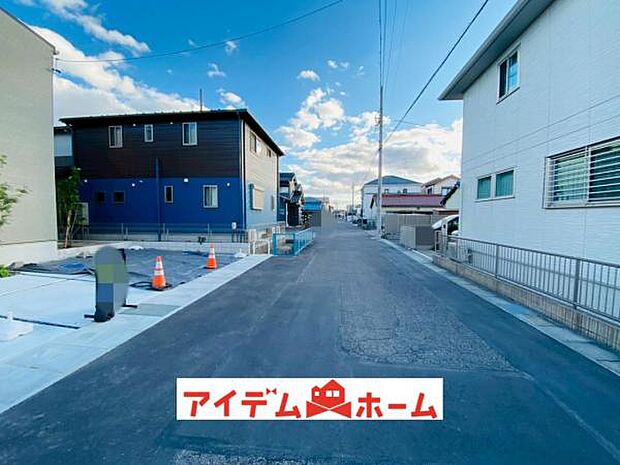 前面道路 平日・土日問わずご案内致しますお気軽にお問合わせ下さい♪ 