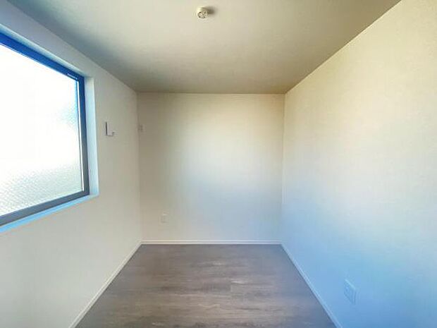 採光たっぷりの明るく心地良いお部屋です♪