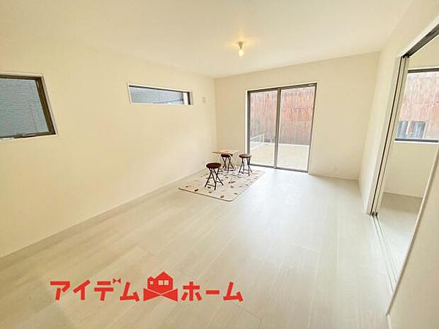 内観写真 平日・土日問わずご案内致しますお気軽にお問合わせ下さい♪