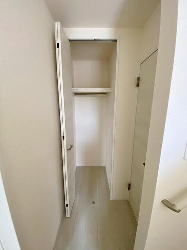 内観写真 平日・土日問わずご案内致しますお気軽にお問合わせ下さい♪