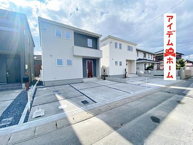 現地(2025年10月)撮影 2号棟 休日、平日問わずお気軽にお問合せくださいませ。