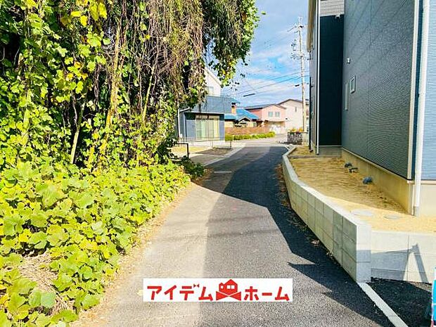 平日・土日問わずご案内致します!お気軽にお問合わせ下さいませ。