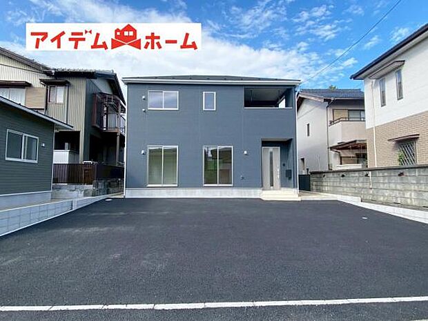 現地（2025年9月）撮影 2号棟 休日、平日問わずお気軽にお問合せくださいませ。