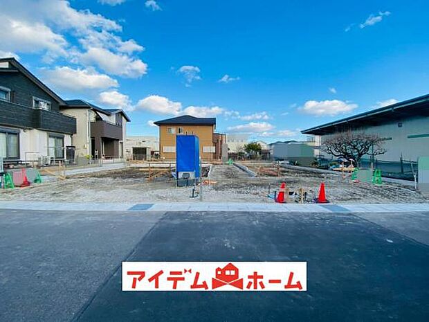 全体　外観写真 平日・土日問わずご案内致しますお気軽にお問合わせ下さい♪ 