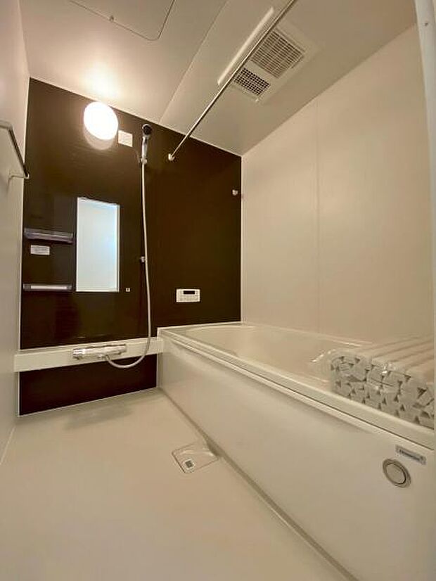 休日、平日問わずお気軽にお問合せくださいませ。