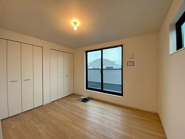 休日、平日問わずお気軽にお問合せくださいませ。