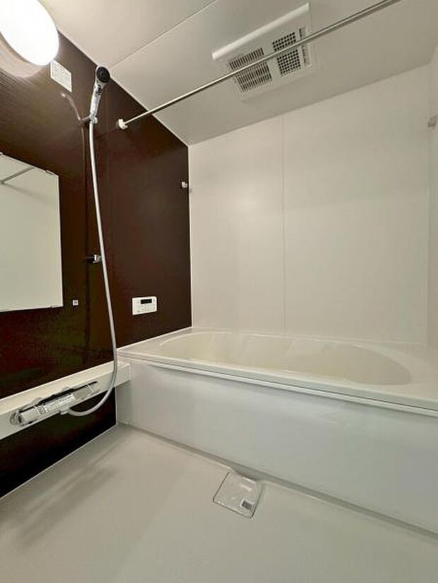 休日、平日問わずお気軽にお問合せくださいませ。