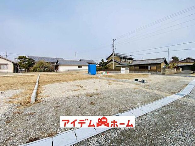 2号棟　外観写真 平日・土日問わずご案内致しますお気軽にお問合わせ下さい♪ 