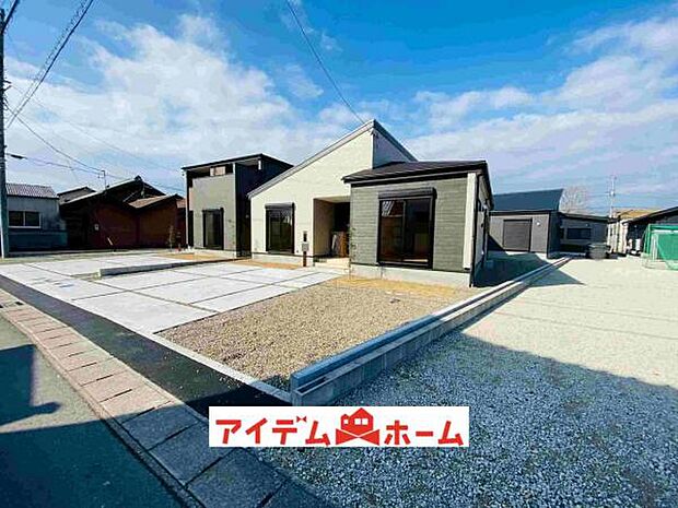 1号棟　外観写真 平日・土日問わずご案内致しますお気軽にお問合わせ下さい♪ 