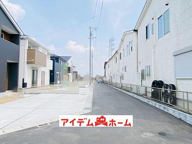 前面道路 平日・土日問わずご案内致します!お気軽にお問合わせ下さい♪