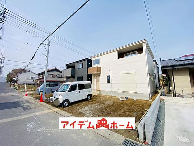 全体　外観写真 平日・土日問わずご案内致しますお気軽にお問合わせ下さい♪ 