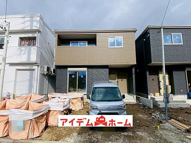 3号棟　外観写真 平日・土日問わずご案内致しますお気軽にお問合わせ下さい♪ 