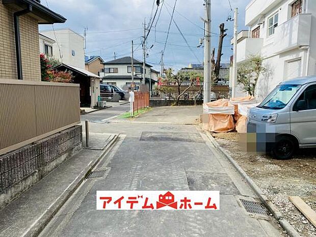 前面道路 平日・土日問わずご案内致しますお気軽にお問合わせ下さい♪ 