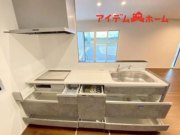 内観写真 平日・土日問わずご案内致しますお気軽にお問合わせ下さい♪