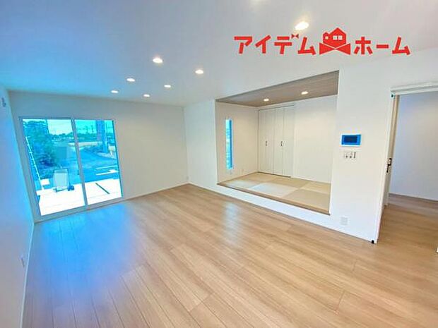 内観写真 平日・土日問わずご案内致します!お気軽にお問合わせ下さい♪