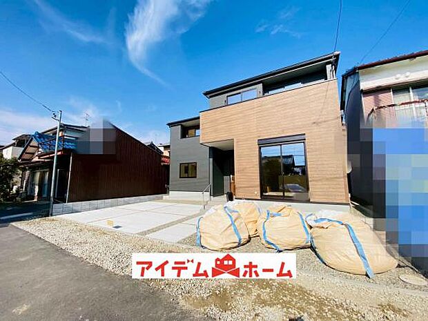 2号棟　外観写真 平日・土日問わずご案内致しますお気軽にお問合わせ下さい♪ 