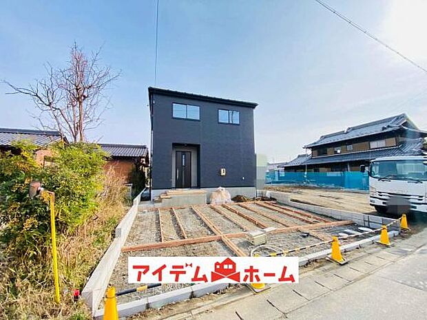 1号棟　外観写真 平日・土日問わずご案内致しますお気軽にお問合わせ下さい♪ 