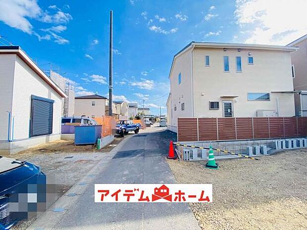 前面道路 平日・土日問わずご案内致しますお気軽にお問合わせ下さい♪ 