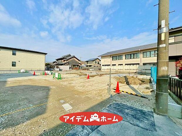 全体　外観写真 平日・土日問わずご案内致しますお気軽にお問合わせ下さい♪ 