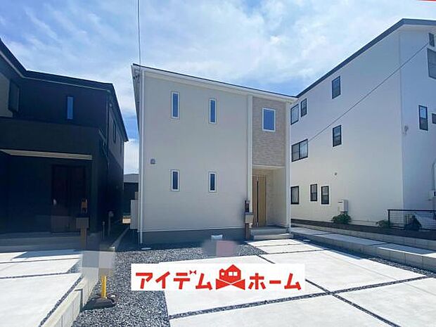 2号棟 外観写真 平日・土日問わずご案内致します!お気軽にお問合わせ下さい♪