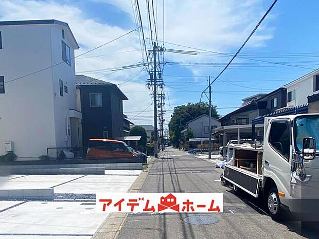 前面道路 平日・土日問わずご案内致します!お気軽にお問合わせ下さい♪