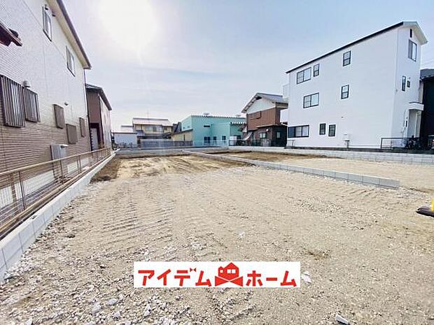 1号棟　外観写真 平日・土日問わずご案内致しますお気軽にお問合わせ下さい♪ 