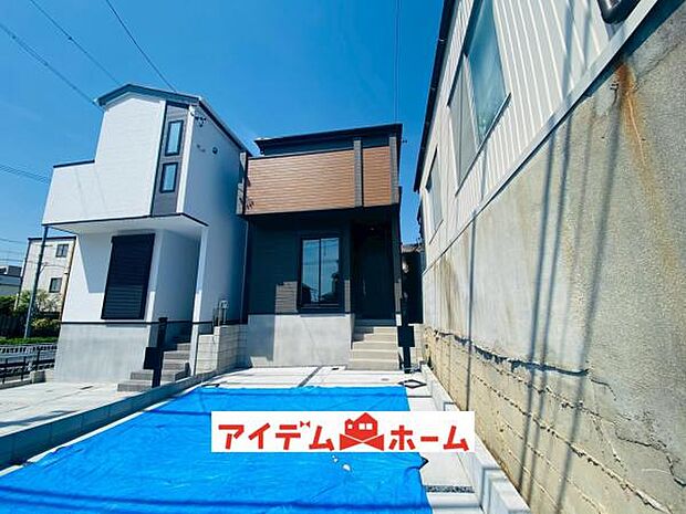 2号棟　外観写真 平日・土日問わずご案内致します！お気軽にお問合わせ下さい♪ 