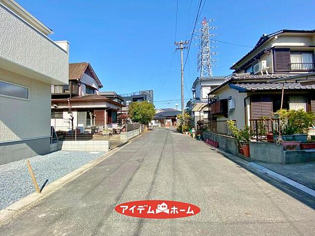 前面道路 平日・土日問わずご案内致します!お気軽にお問合わせ下さい♪