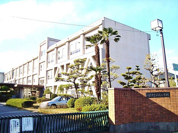 一宮市立千秋小学校（400m）