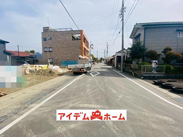 前面道路 平日・土日問わずご案内致します!お気軽にお問合わせ下さい♪