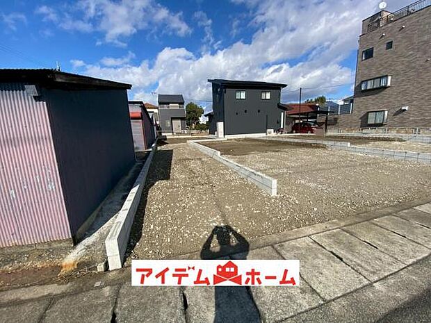 1号棟　外観写真 平日・土日問わずご案内致しますお気軽にお問合わせ下さい♪ 