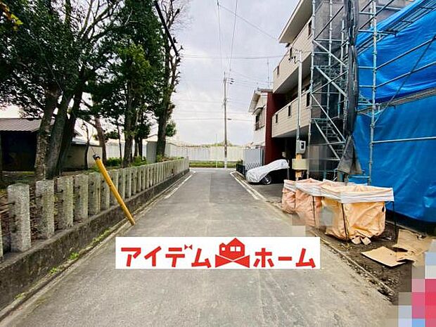 前面道路 平日・土日問わずご案内致しますお気軽にお問合わせ下さい♪ 