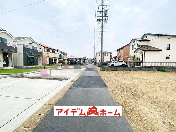 前面道路 平日・土日問わずご案内致します!お気軽にお問合わせ下さい♪