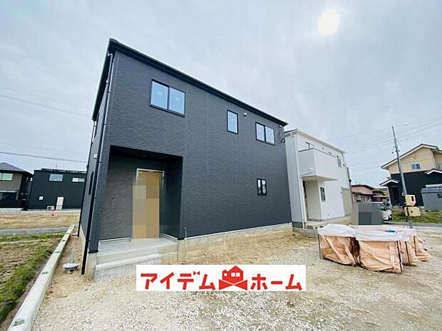 4号棟 外観写真 平日・土日問わずご案内致します!お気軽にお問合わせ下さい♪