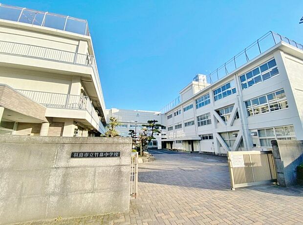 羽島市立竹鼻中学校(2400m)