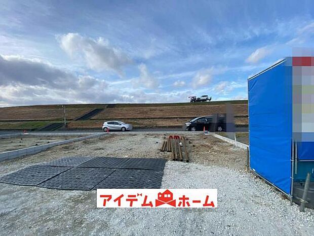 2号棟　外観写真 平日・土日問わずご案内致しますお気軽にお問合わせ下さい♪ 