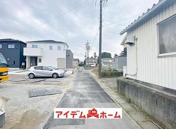 前面道路 平日・土日問わずご案内致します!お気軽にお問合わせ下さい♪