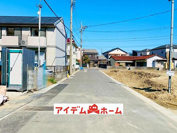 前面道路 平日・土日問わずご案内致します!お気軽にお問合わせ下さい♪