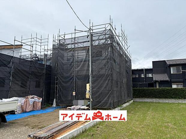 1号棟　外観写真 平日・土日問わずご案内致します！お気軽にお問合わせ下さい♪ 