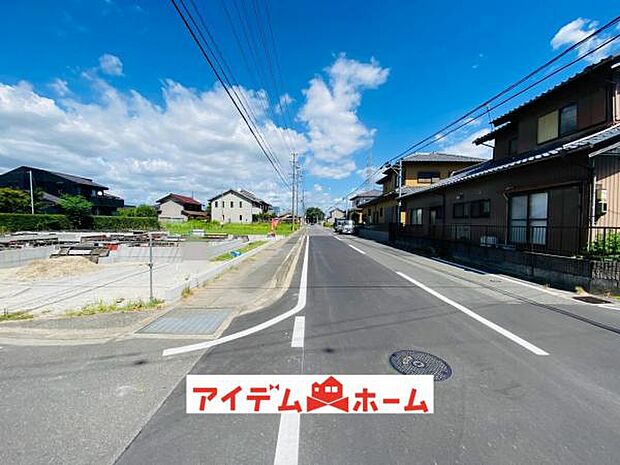 前面道路 平日・土日問わずご案内致します!お気軽にお問合わせ下さい♪