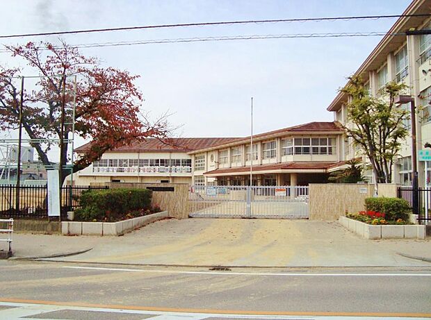 一宮市立宮西小学校（1400m）